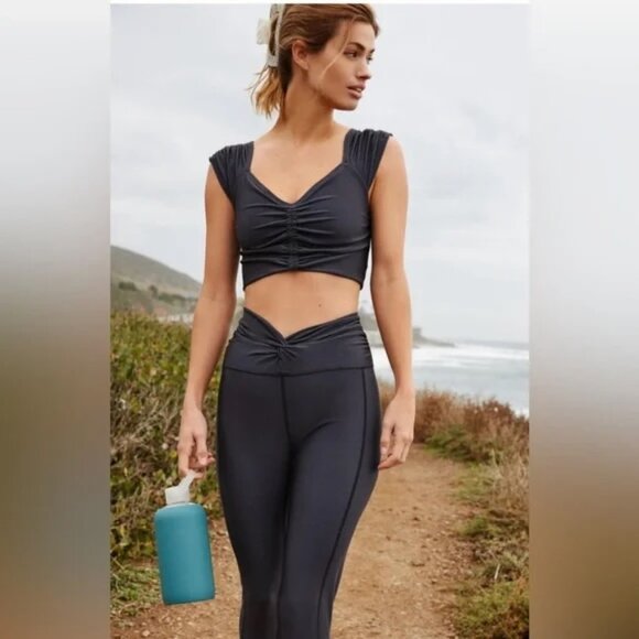 NWT Free People FP Movement You Glow Girl Leggings Black Size S Retail $118 - Picture 2 of 7